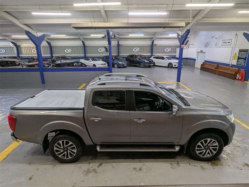 <p>2016 NISSAN NP300 NAVARA TEKNA DCI AU</p>