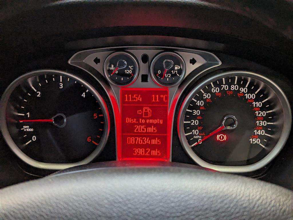 <p>2011 FORD FOCUS ZETEC TDCI 109</p>