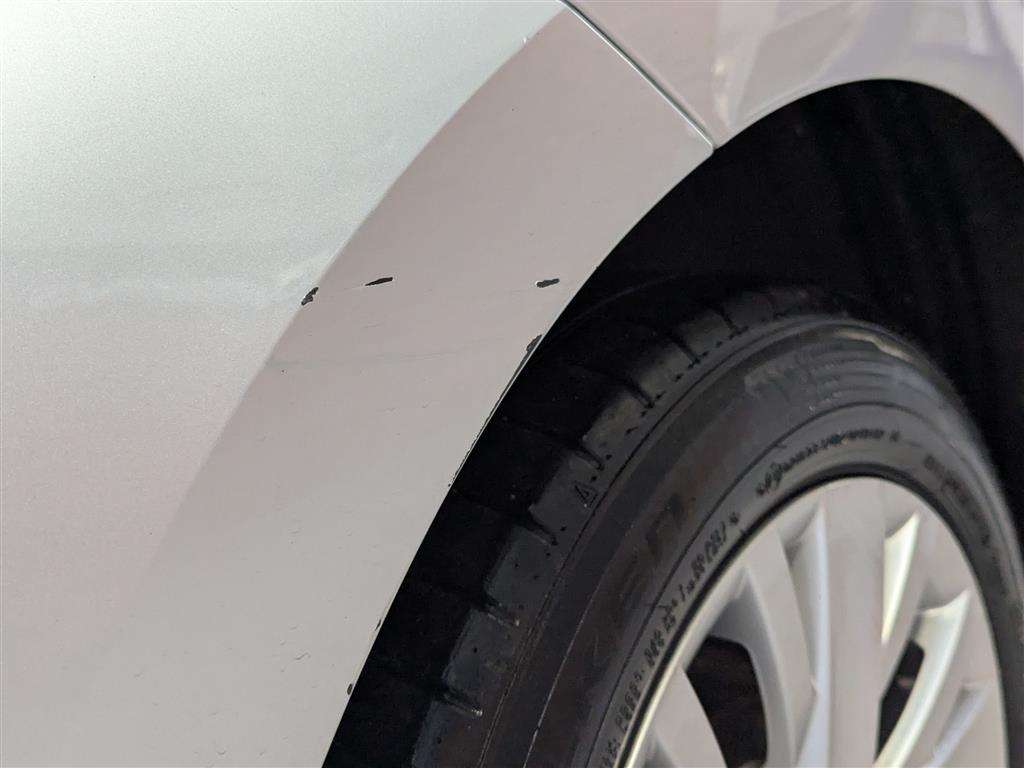 <p>2014 VOLKSWAGEN POLO SE</p>