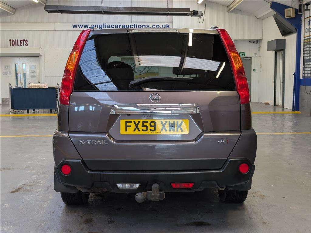 <p>2009 NISSAN X-TRAIL TEKNA DCI</p>