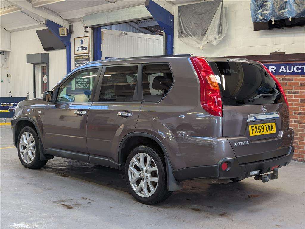 <p>2009 NISSAN X-TRAIL TEKNA DCI</p>