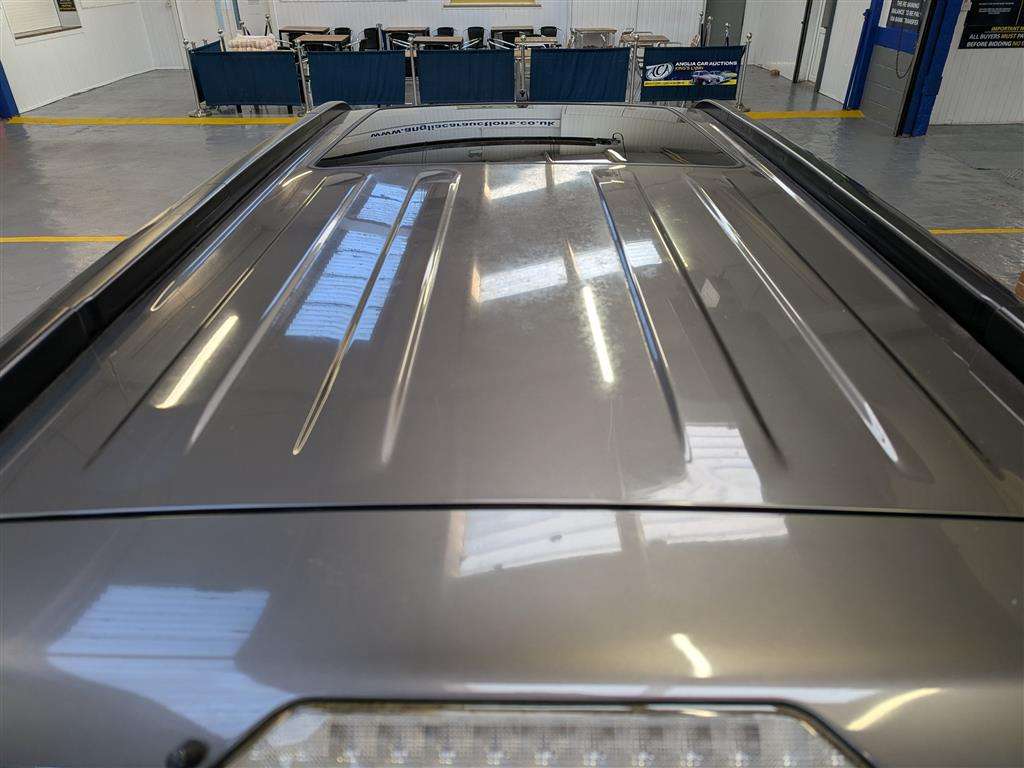 <p>2009 NISSAN X-TRAIL TEKNA DCI</p>