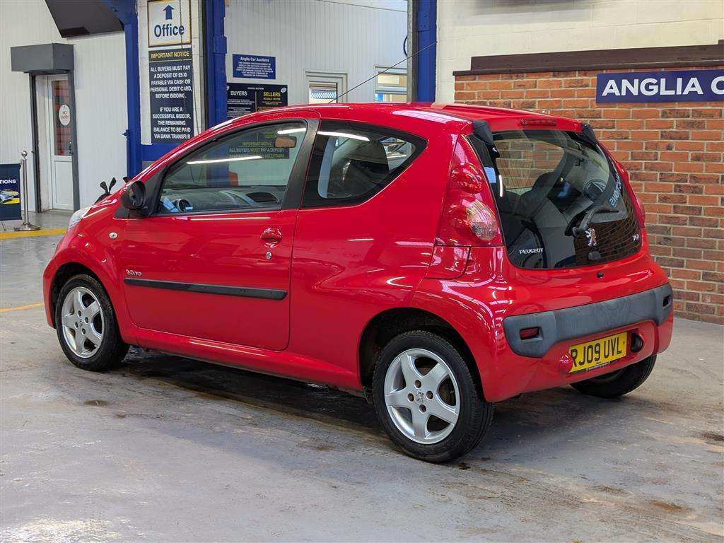 <p>2009 PEUGEOT 107 VERVE</p>