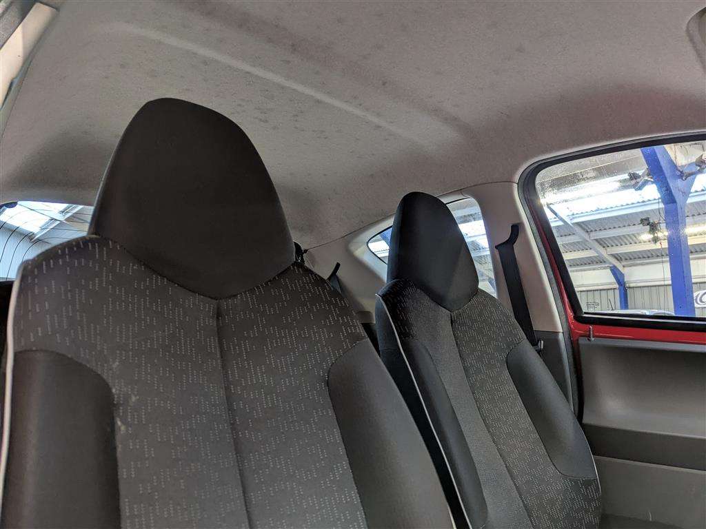 <p>2009 PEUGEOT 107 VERVE</p>