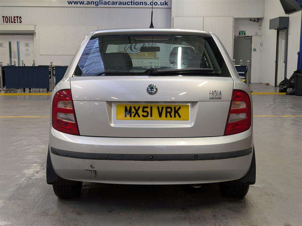 <p>2001 SKODA FABIA COMFORT 16V AUTO</p>