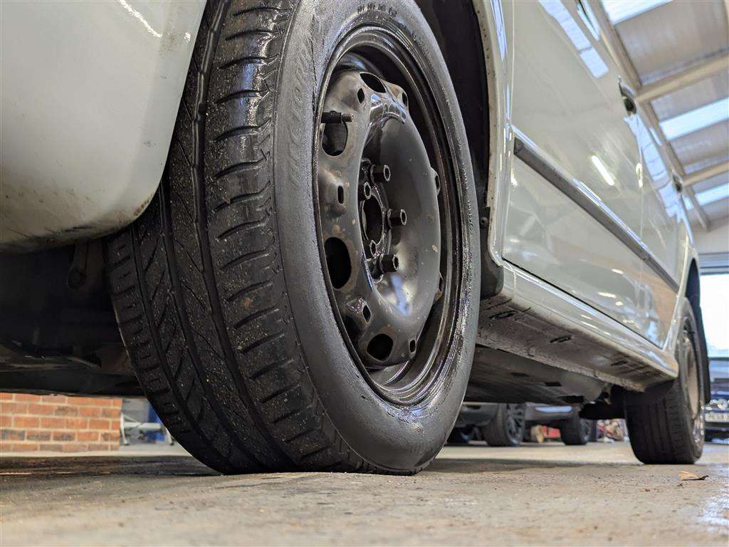 <p>2001 SKODA FABIA COMFORT 16V AUTO</p>