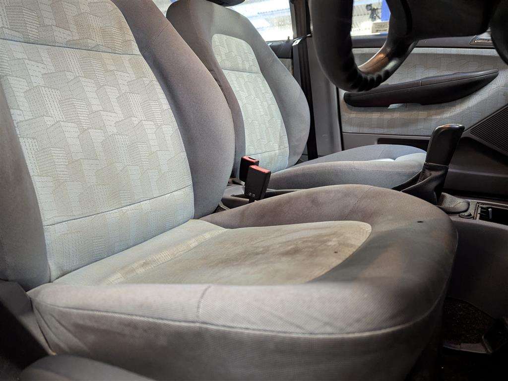 <p>2001 SKODA FABIA COMFORT 16V AUTO</p>