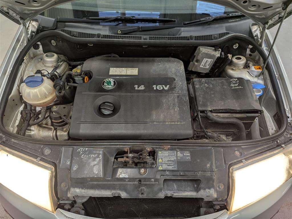 <p>2001 SKODA FABIA COMFORT 16V AUTO</p>