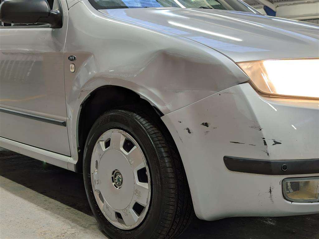 <p>2001 SKODA FABIA COMFORT 16V AUTO</p>