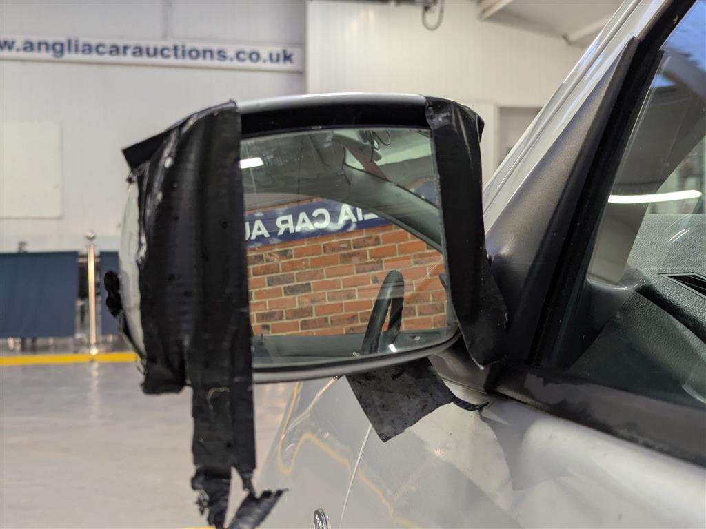 <p>2001 SKODA FABIA COMFORT 16V AUTO</p>