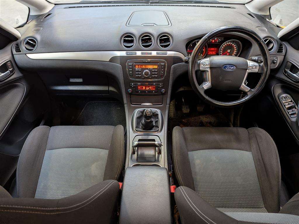 <p>2013 FORD S-MAX ZETEC TDCI 140</p>