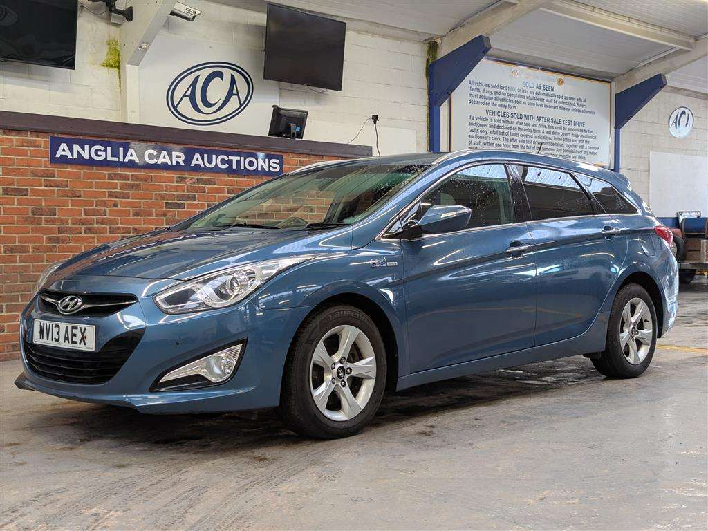<p>2013 HYUNDAI I40 STYLE BLUE DRIVE CRDI</p>