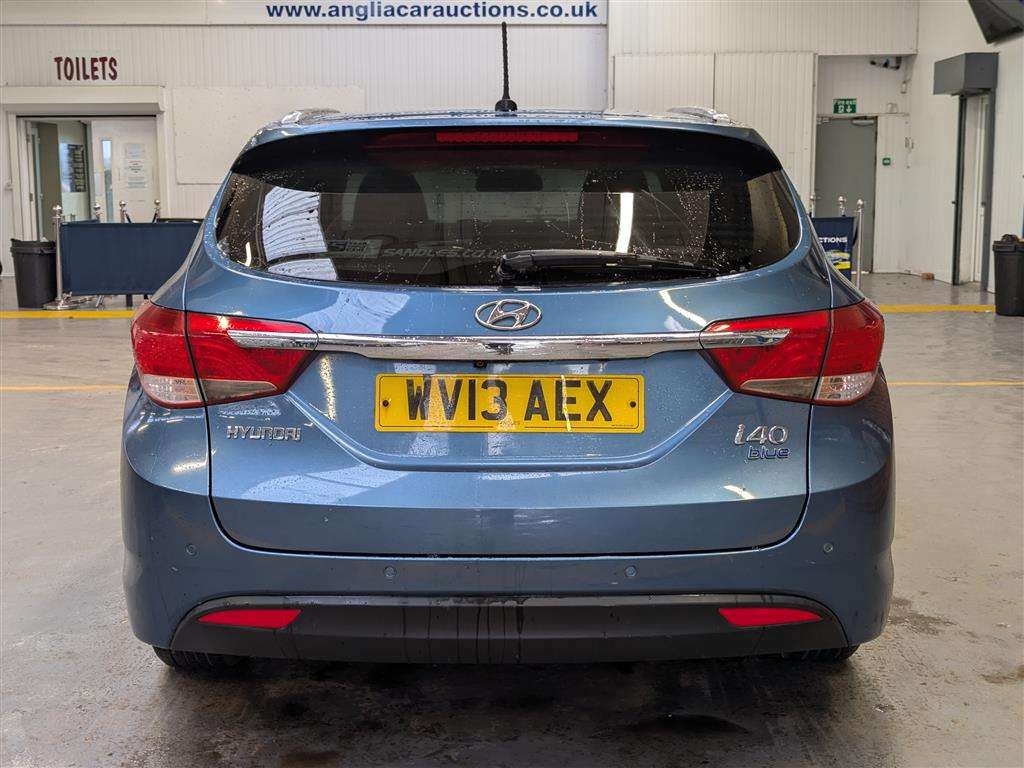 <p>2013 HYUNDAI I40 STYLE BLUE DRIVE CRDI</p>