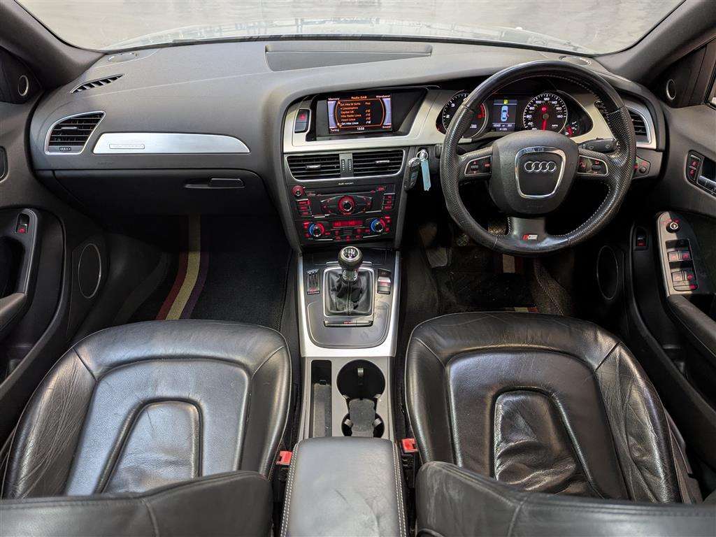 <p>2010 AUDI A4 S LINE QTRO 170TDI DPF</p>