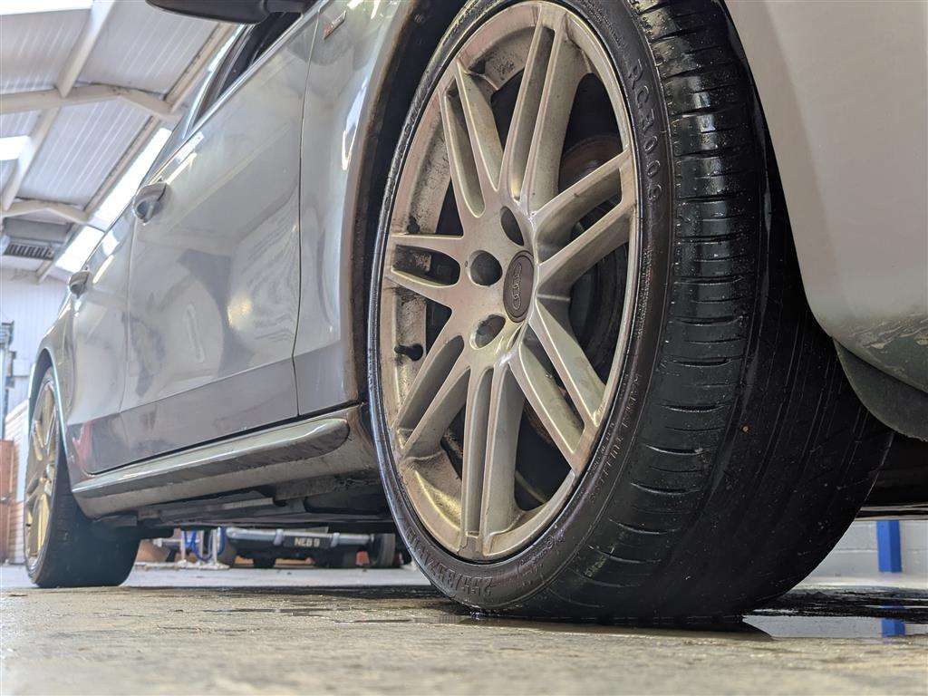 <p>2010 AUDI A4 S LINE QTRO 170TDI DPF</p>