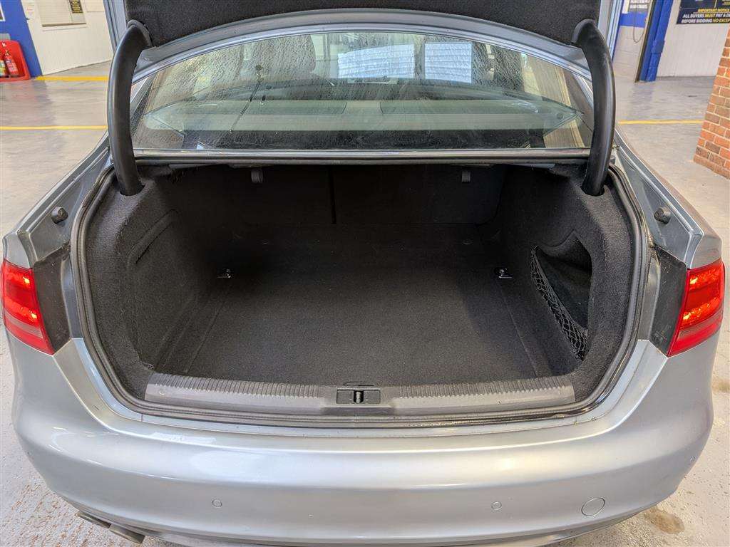 <p>2010 AUDI A4 S LINE QTRO 170TDI DPF</p>