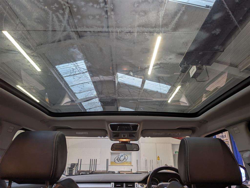 <p>2013 LAND ROVER RANGE ROVER EVOQUE D-LUX</p>