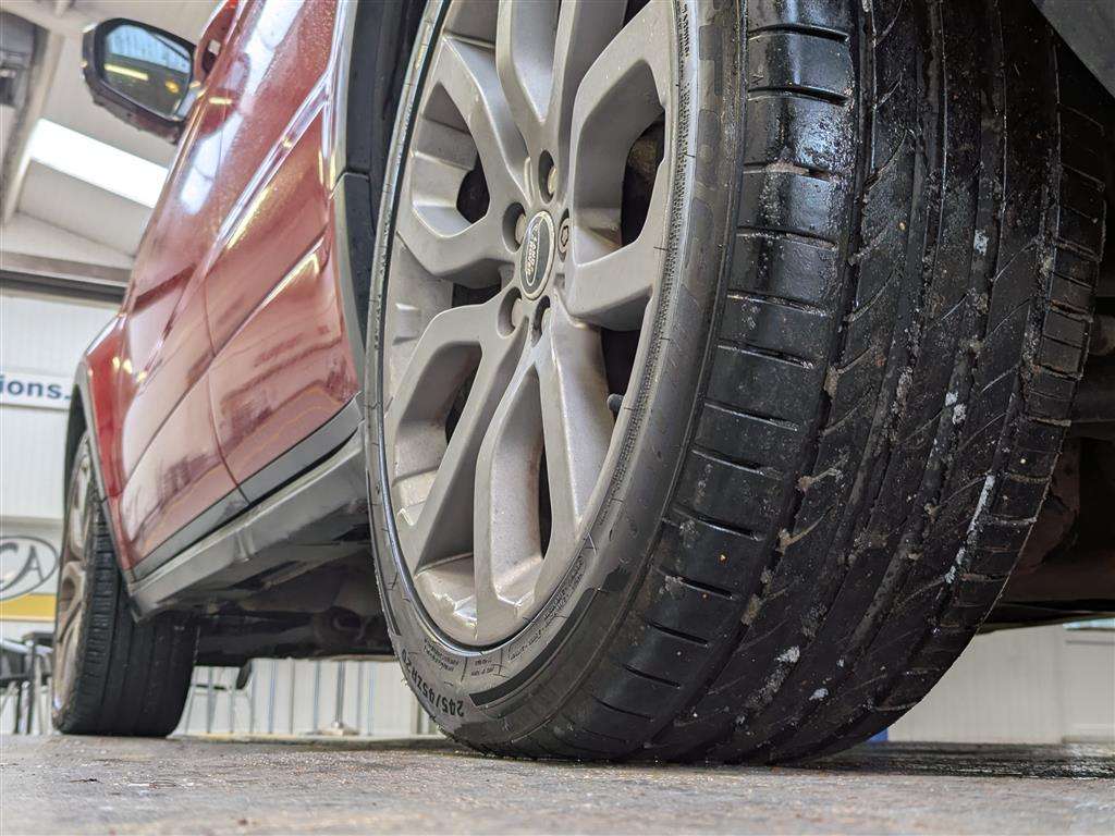 <p>2013 LAND ROVER RANGE ROVER EVOQUE D-LUX</p>