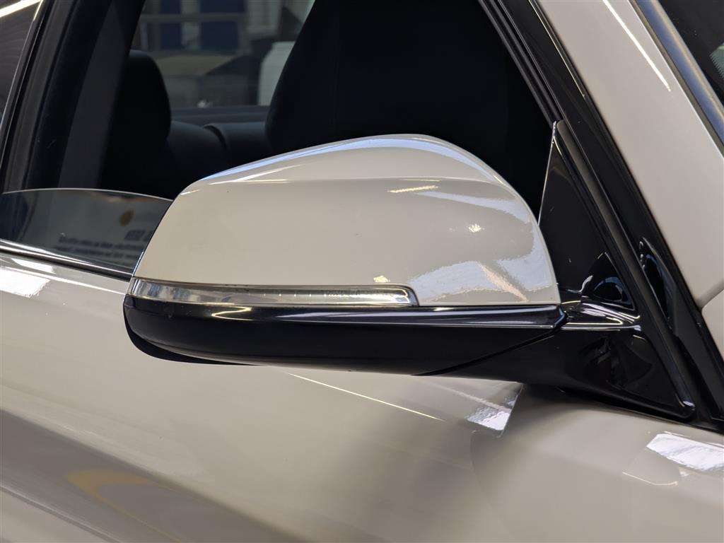 <p>2015 BMW 420I XDRIVE M SPORT AUTO</p>