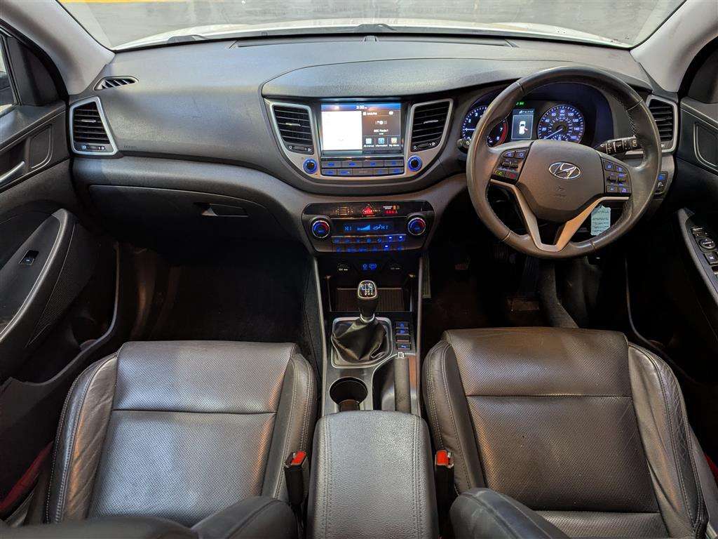 <p>2018 HYUNDAI TUCSON SPORT EDITION 2WD</p>