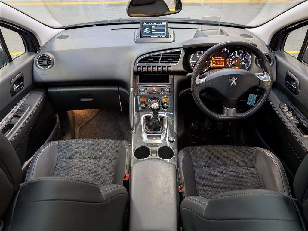 <p>2015 PEUGEOT 3008 ALLURE PURE TECH S/S</p>