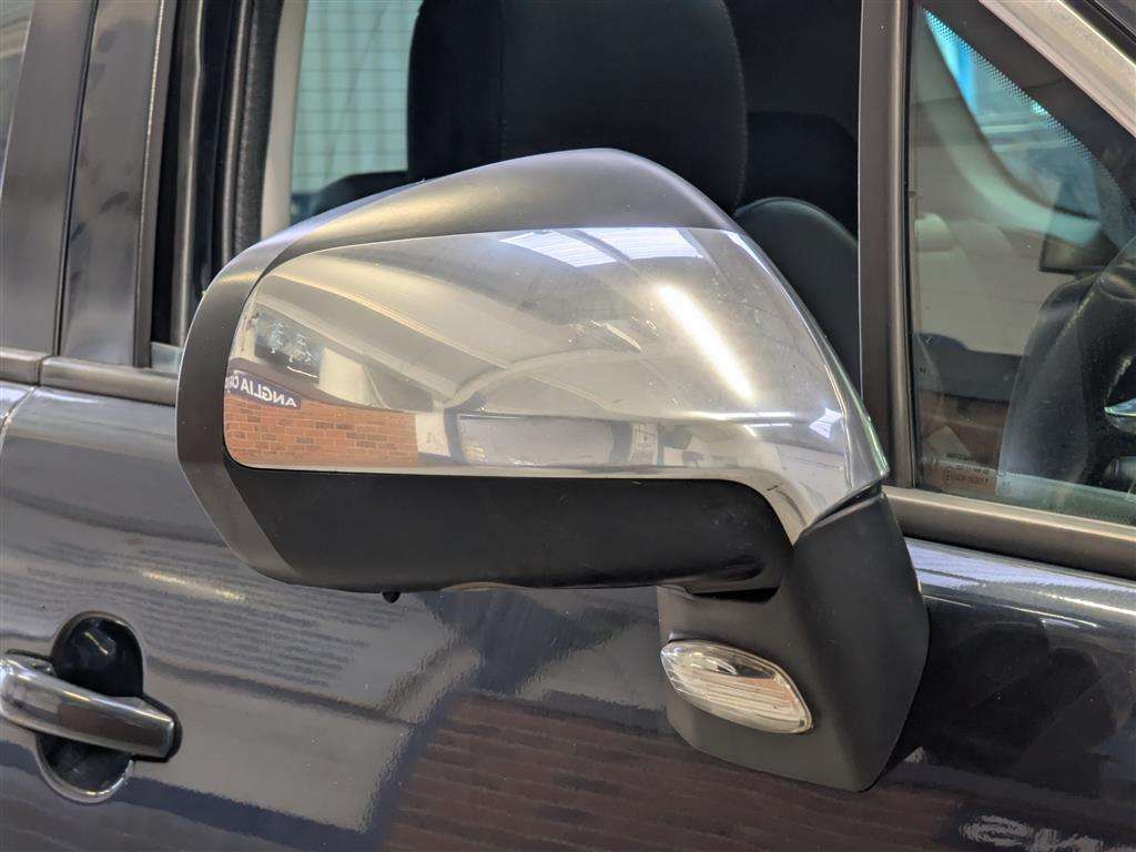 <p>2015 PEUGEOT 3008 ALLURE PURE TECH S/S</p>