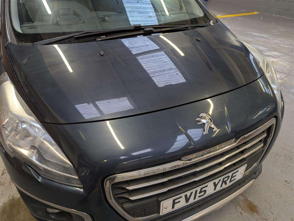 <p>2015 PEUGEOT 3008 ALLURE PURE TECH S/S</p>