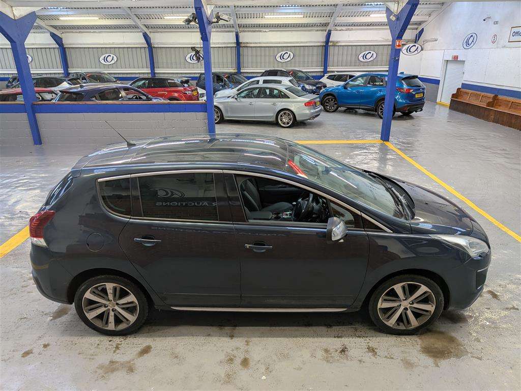 <p>2015 PEUGEOT 3008 ALLURE PURE TECH S/S</p>