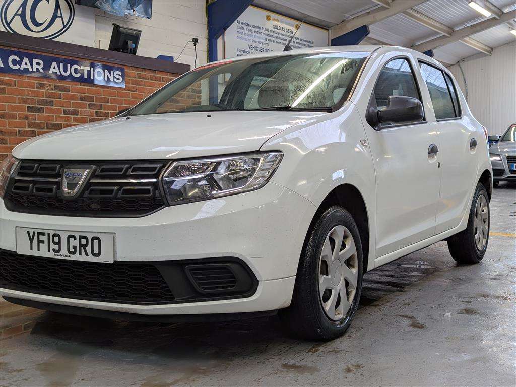 <p>2019 DACIA SANDERO ESSENTIAL TCE</p>