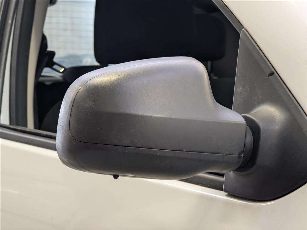 <p>2019 DACIA SANDERO ESSENTIAL TCE</p>