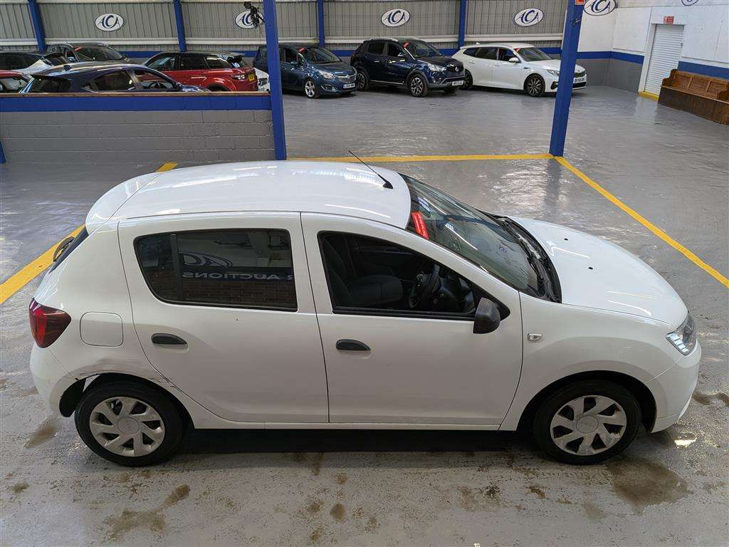 <p>2019 DACIA SANDERO ESSENTIAL TCE</p>