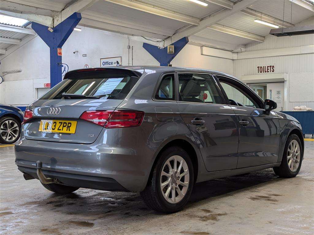 <p>2013 AUDI A3 SE TDI</p>