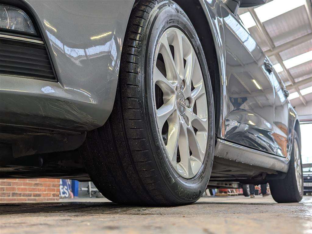 <p>2013 AUDI A3 SE TDI</p>