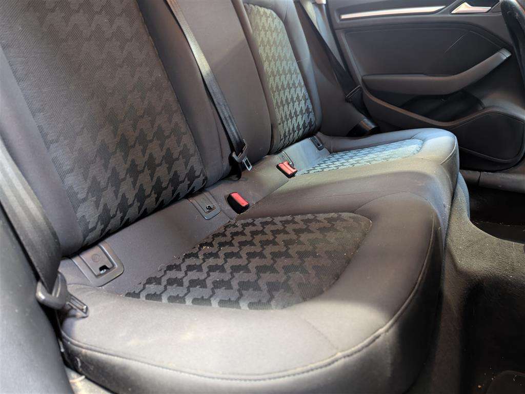 <p>2013 AUDI A3 SE TDI</p>