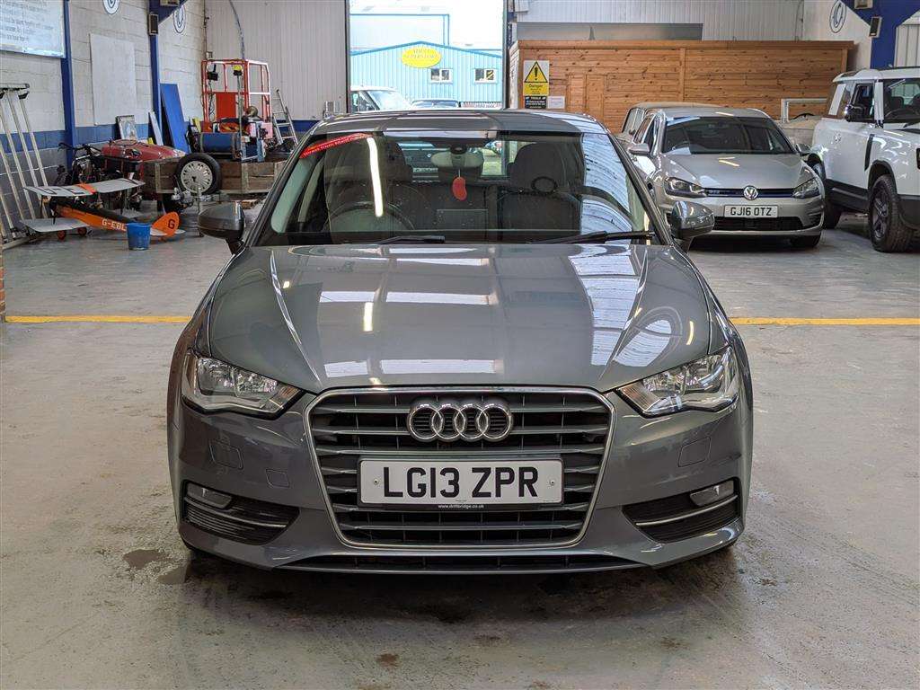 <p>2013 AUDI A3 SE TDI</p>