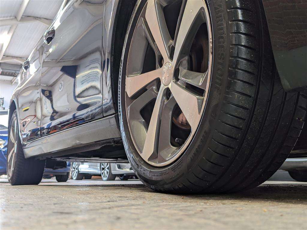 <p>2018 PEUGEOT 308 ALLURE S/S</p>