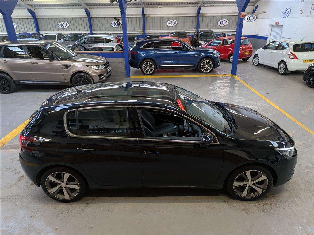 <p>2018 PEUGEOT 308 ALLURE S/S</p>