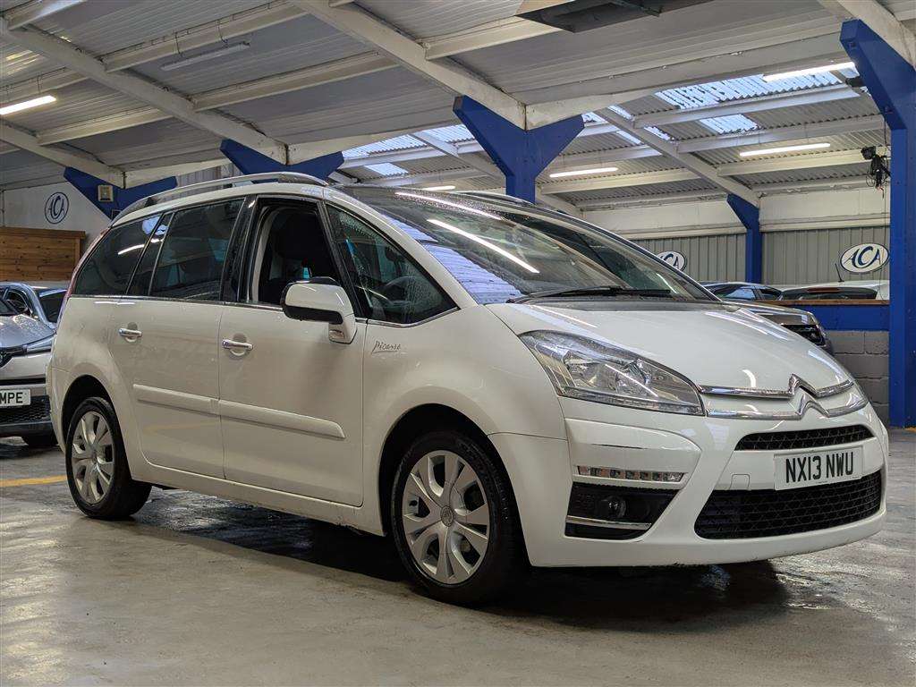 <p>2013 CITROEN C4 GRAND PICASSO PLATINUM</p>