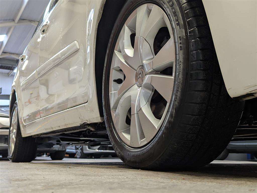 <p>2013 CITROEN C4 GRAND PICASSO PLATINUM</p>