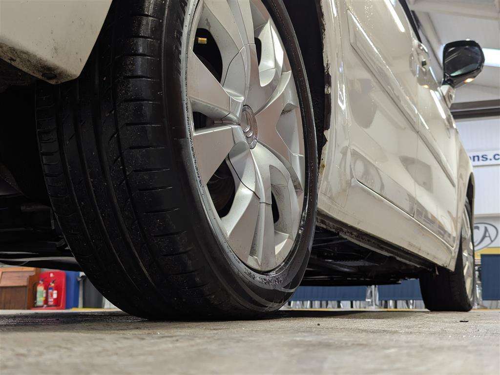 <p>2013 CITROEN C4 GRAND PICASSO PLATINUM</p>