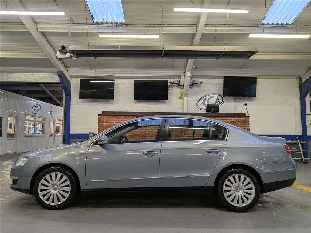 <p>2009 VOLKSWAGEN PASSAT HIGHLINE TDI 140</p>