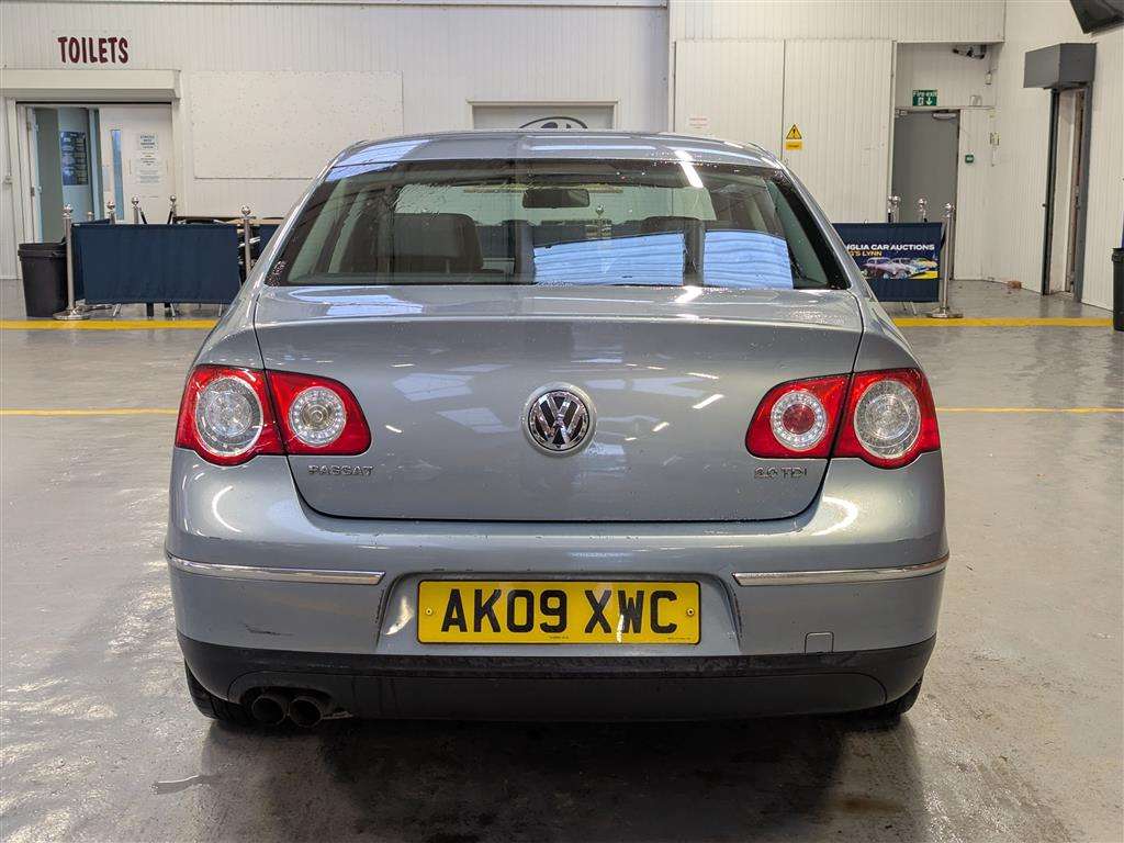 <p>2009 VOLKSWAGEN PASSAT HIGHLINE TDI 140</p>
