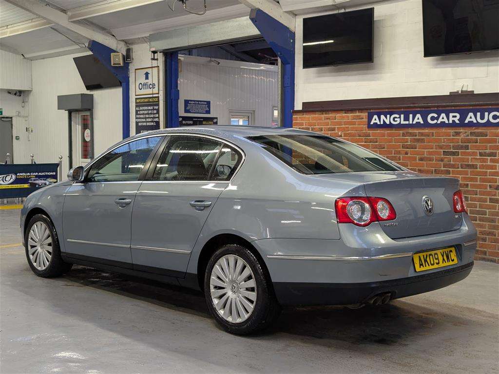 <p>2009 VOLKSWAGEN PASSAT HIGHLINE TDI 140</p>