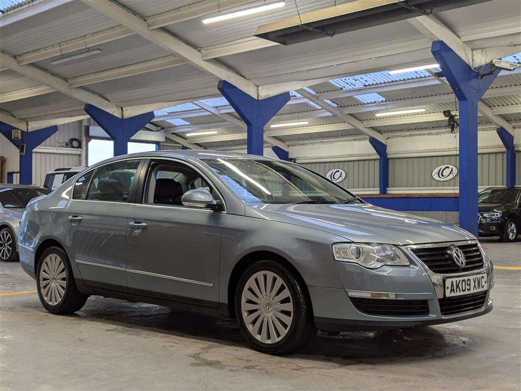 <p>2009 VOLKSWAGEN PASSAT HIGHLINE TDI 140</p>