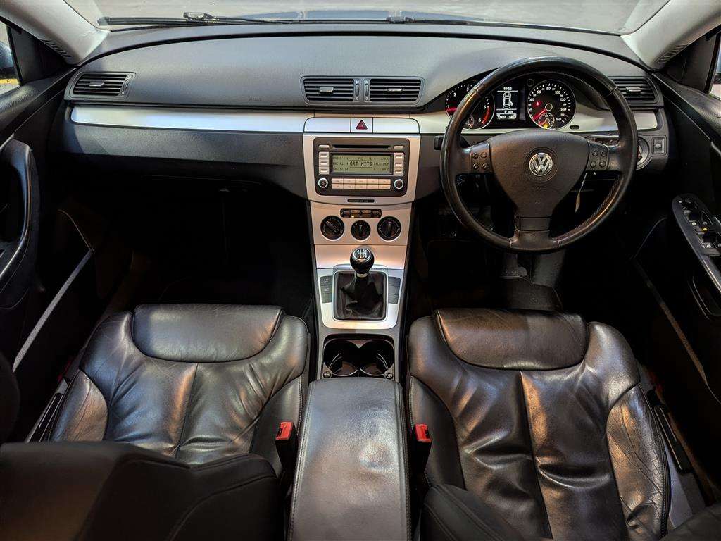 <p>2009 VOLKSWAGEN PASSAT HIGHLINE TDI 140</p>