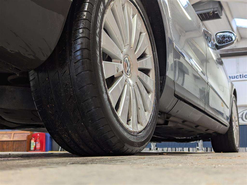 <p>2009 VOLKSWAGEN PASSAT HIGHLINE TDI 140</p>