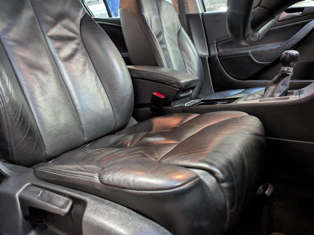 <p>2009 VOLKSWAGEN PASSAT HIGHLINE TDI 140</p>