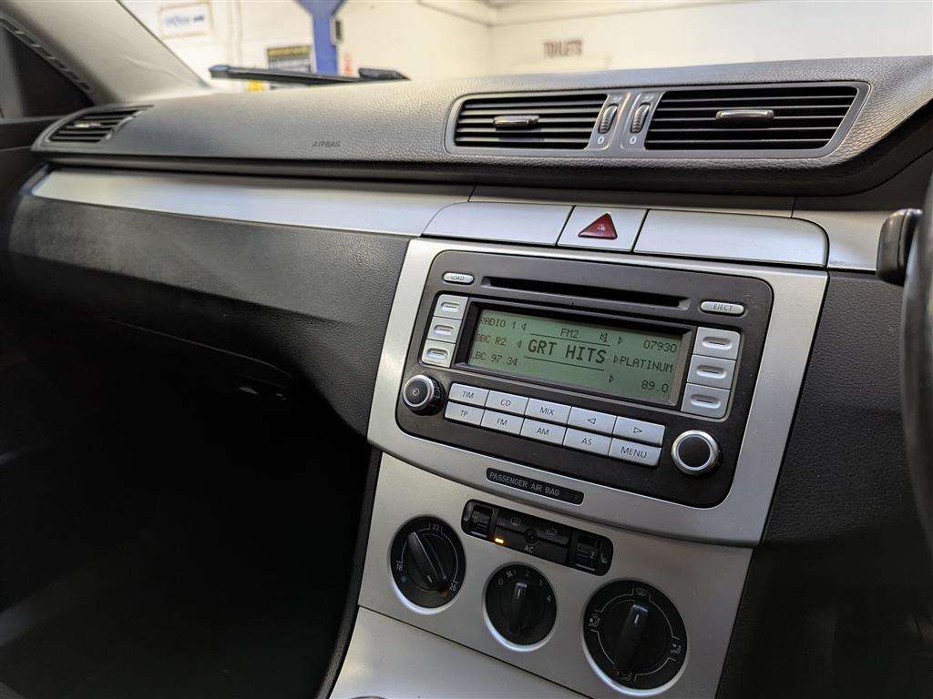 <p>2009 VOLKSWAGEN PASSAT HIGHLINE TDI 140</p>