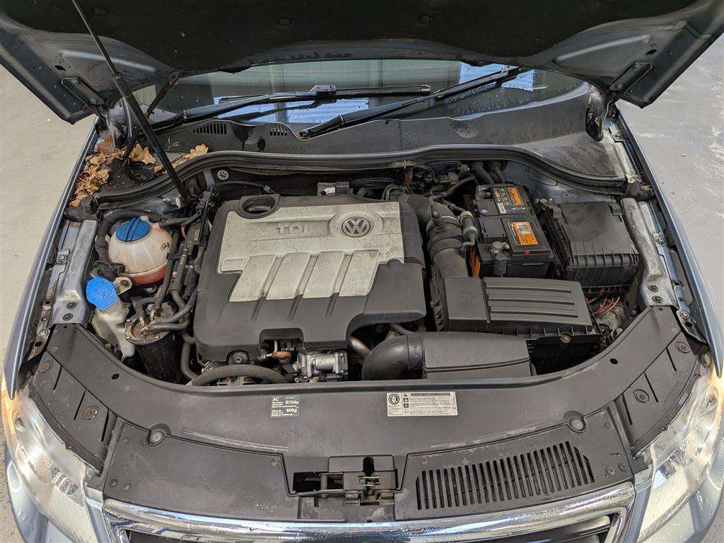 <p>2009 VOLKSWAGEN PASSAT HIGHLINE TDI 140</p>