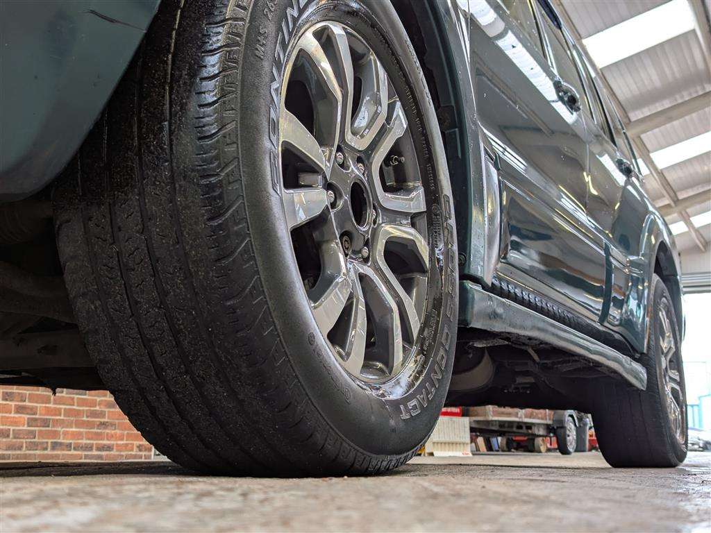 <p>2005 MITSUBISHI SHOGUN DI-D ELEG-CE LWB A</p>